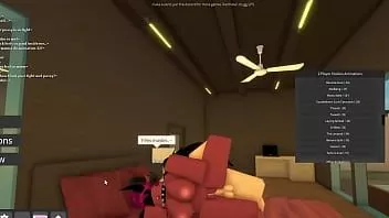 Reproduzir Puta demônio gostosa no condomínio roblox