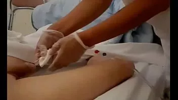 Putar Kateter kandung kemih saya di penis saya di rumah sakit setelah operasi