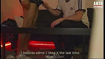 play David ze stacji kolejowej znów ma ochotę na zabawę