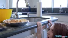 Jouer Satisfaire vos envies: Madi Collins et Michael Swayze dans 'Vous voulez du gâteau?
