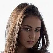 Pornstar Sophie Limma