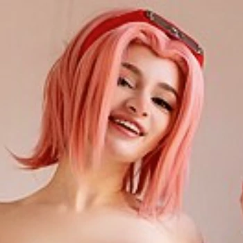 Pornstar Leah Meow