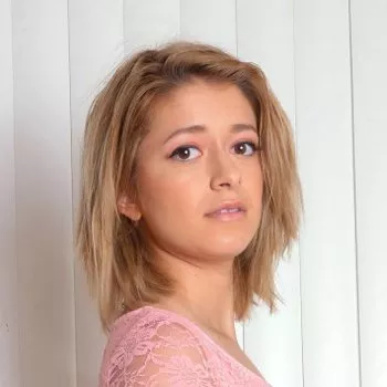 Gwiazda porno Izzy Bell