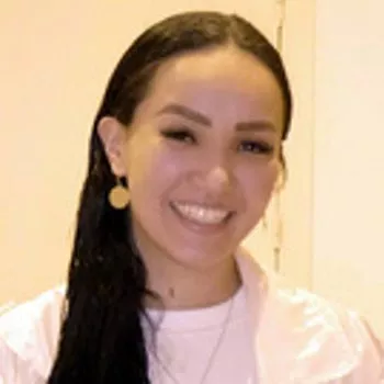 अभिनेता Asia Vargas